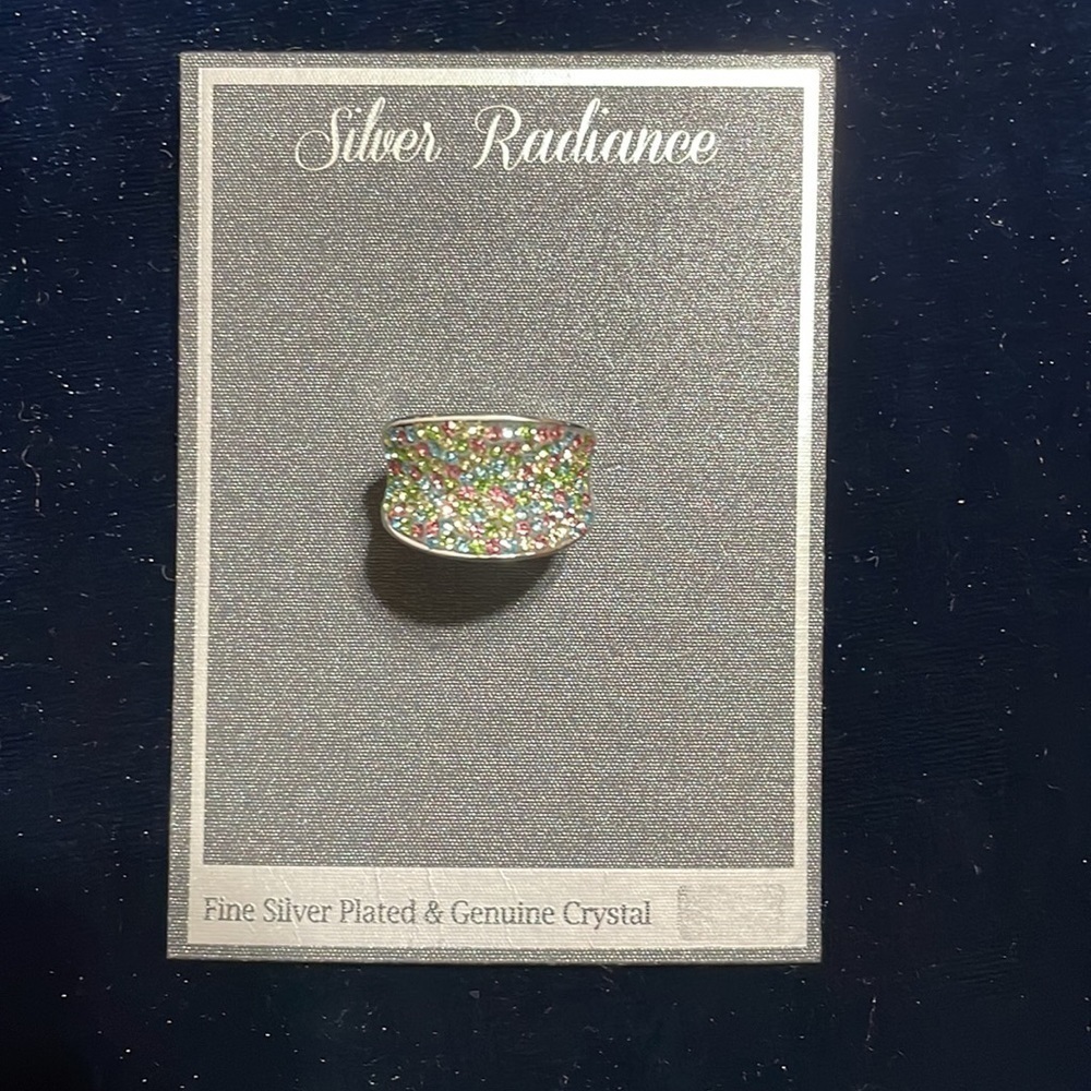 Genuine Crystal Ring size 8 by Silver Radiance Genuine Crystal Ring 🆕RARE Ring - Picture 3 of 9